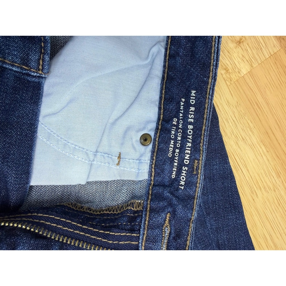 Universal Thread Womens Mid Rise Boyfriend Shorts Dark Wash Distressed 12/31R